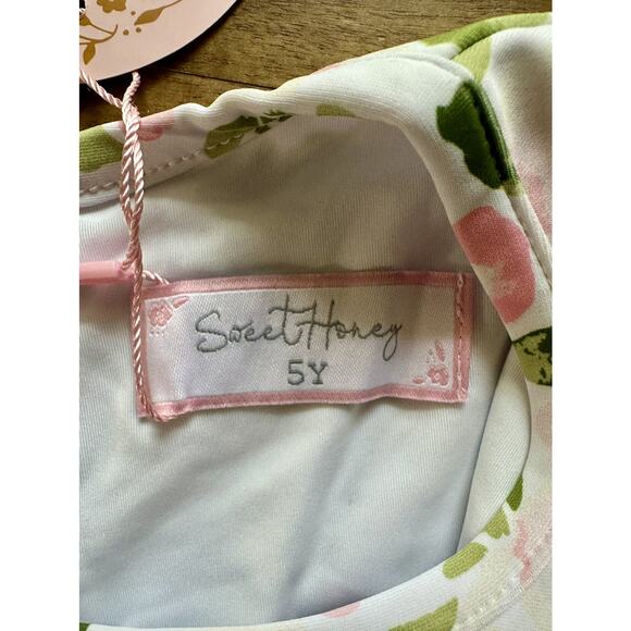 NWT SweetHoney Long Sleeve Rash Guard Santa Cruz Floral White Pink Ruffle Preppy - Picture 4 of 8